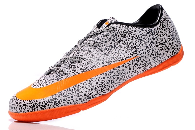 soccer shoes-01